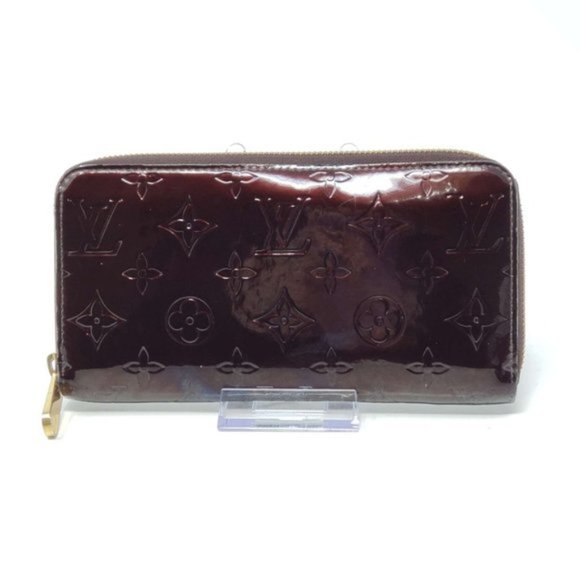Louis Vuitton Handbags - Auth Louis Vuitton Vernis Zippy Wallet